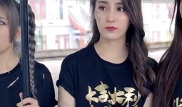 美女搞鸡视频,美女与“搞鸡”视频背后的真相